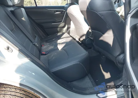 2023 Toyota Rav4 Xle Premium z USA, uszkodzony, nr VIN 2T3A1RFV0PW403006